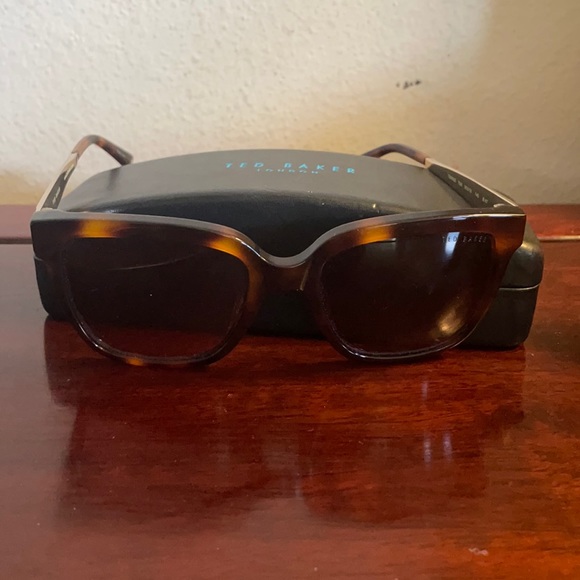 Ted Baker Sunglasses - Picture 1 of 7